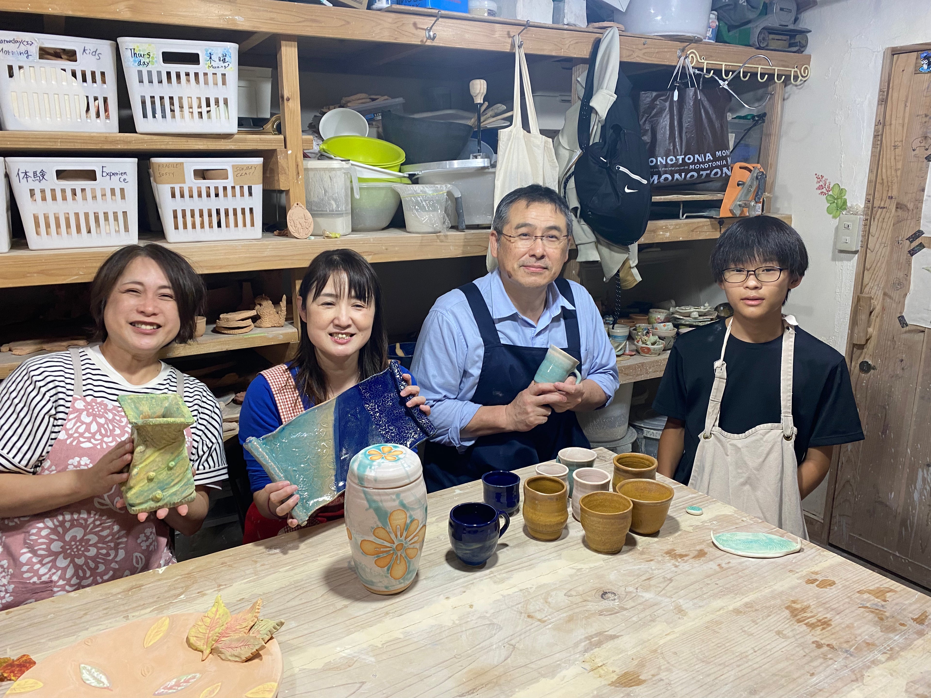 A pottery experience! ¥4500 per person. 陶器体験!1人あたり4500円。