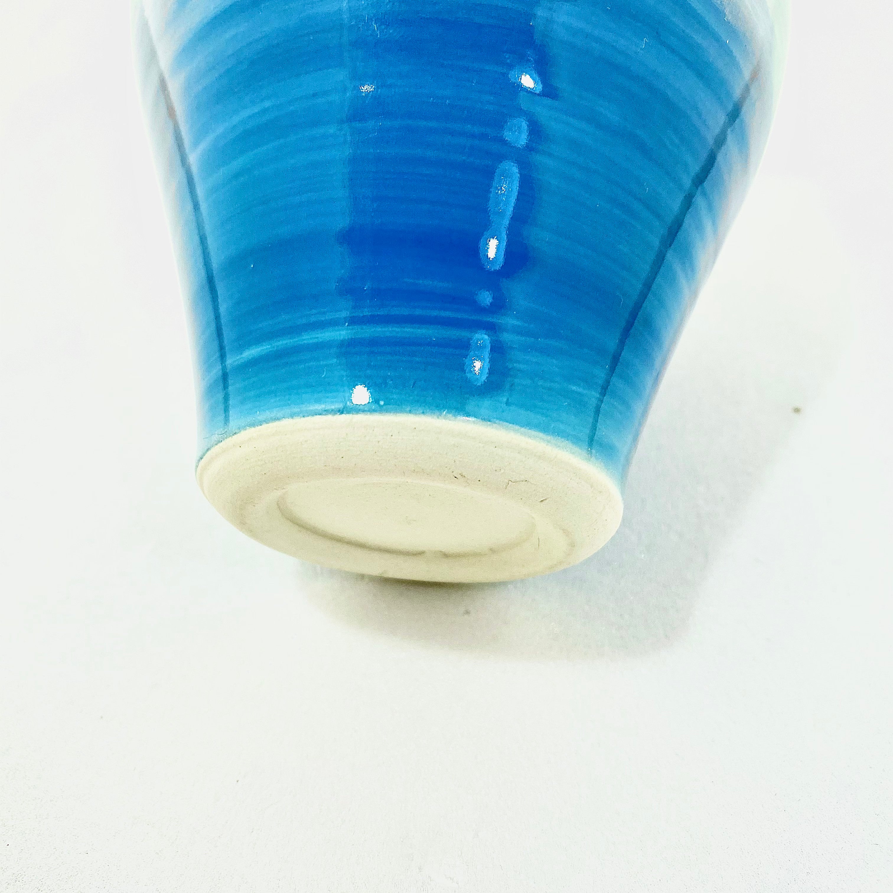 A large yunomi/beaker