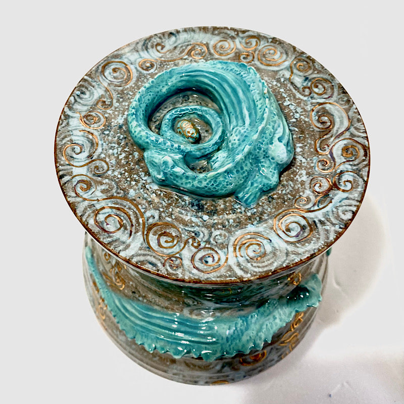 An Urn with dragons