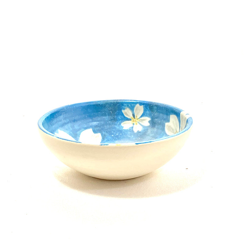 A white Sakura bowl