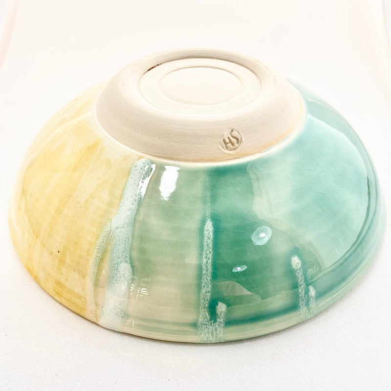 A large “ beach bowl”