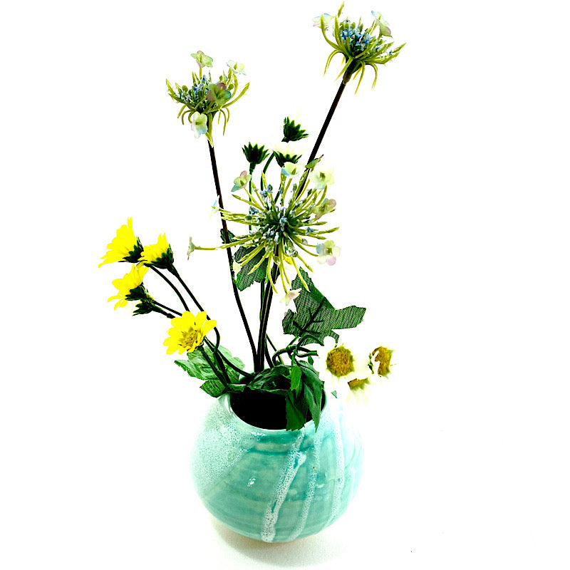 A Vase , medium size.