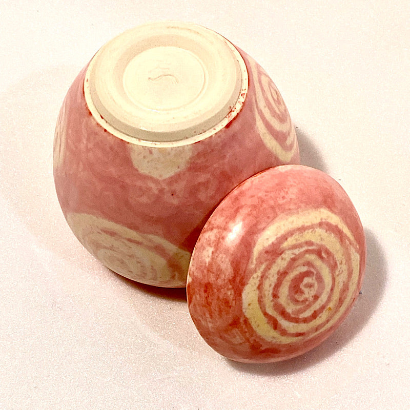 Tsubo or jar