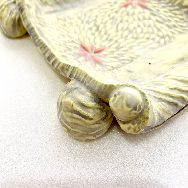 A presentation plate/ vessel