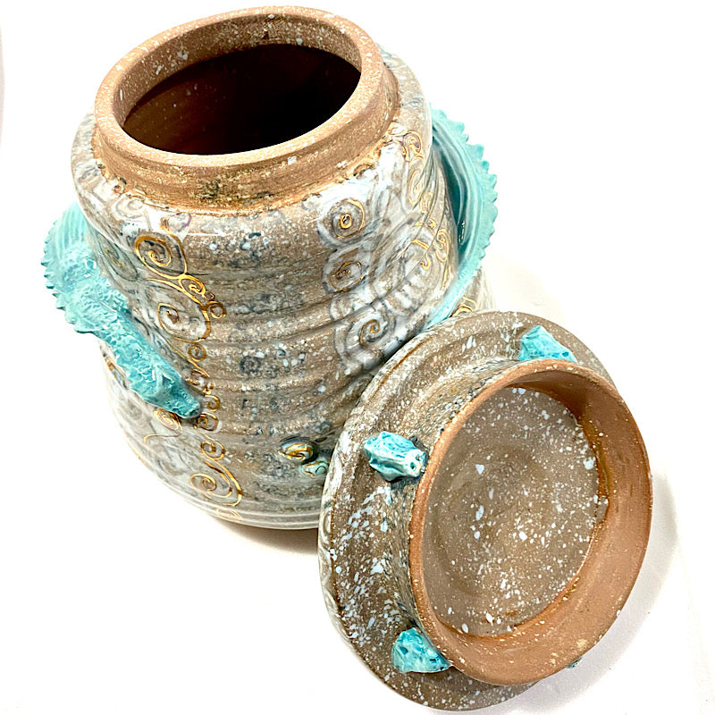 An Urn with dragons