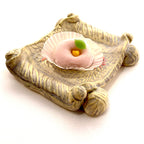A presentation plate/ vessel