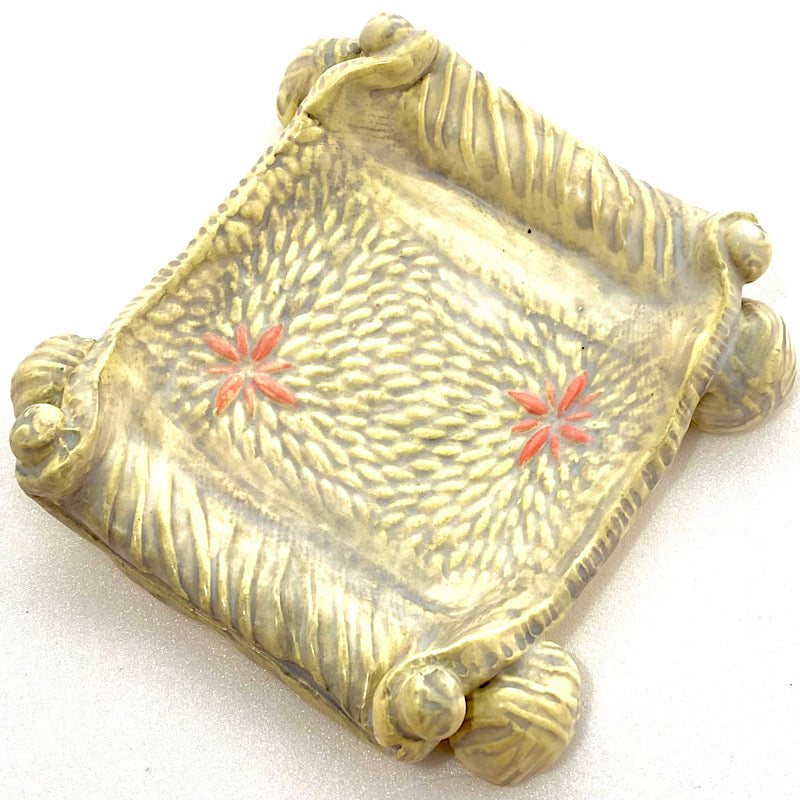 A presentation plate/ vessel
