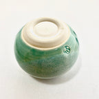 A Vase , medium size.
