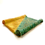 A plate or Oozara.
